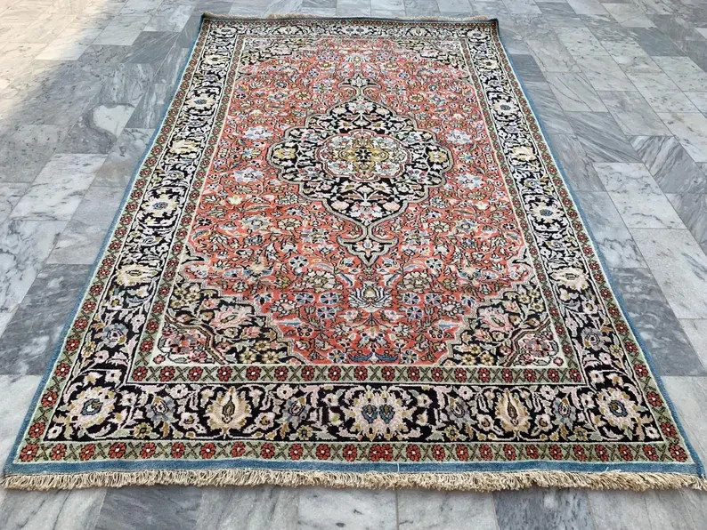 COLLECTORS PIECE Vintage Pure Natural Silk Super Fine Quality Pictorial Carpet gallery