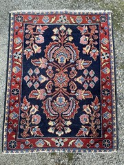 Beautiful Antique Oriental Rug 24”x30” Ferahan Serapi Tribal Rug Heriz