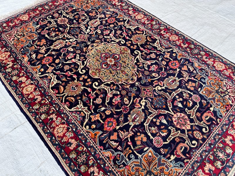 COLLECTORS' ITEM Stunning Super Fine Quality Vintage Keshani Oriental Floral Rug gallery