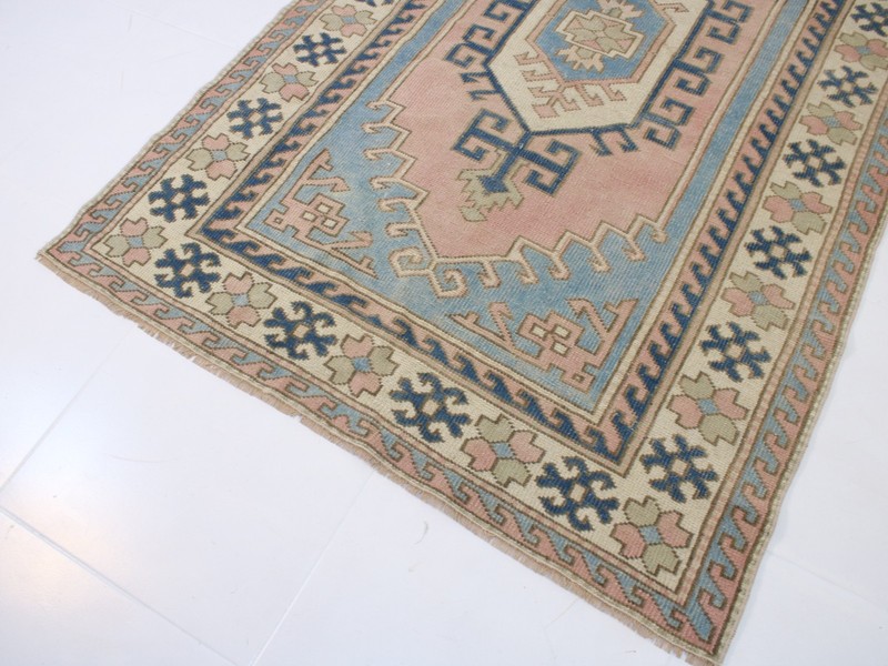 Vintage Hand Knotted Area Rug Pink Blue Tribal Geometric Medallion 4x6 ft gallery