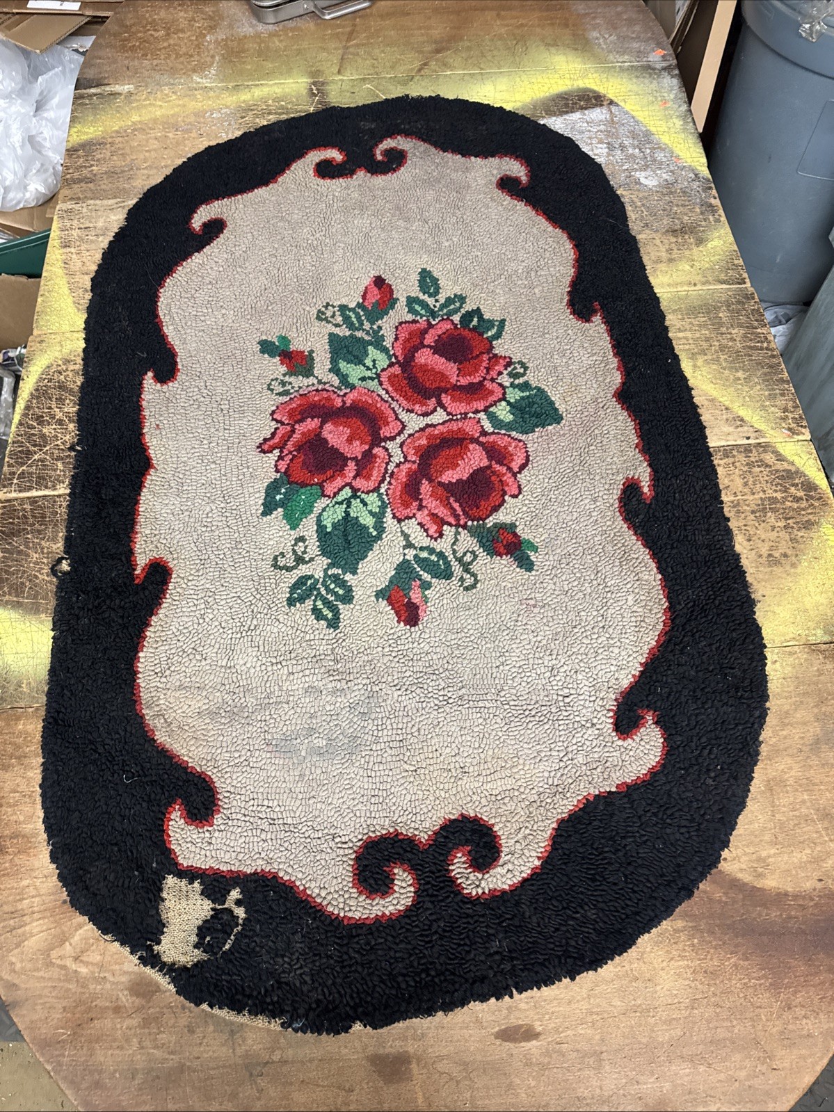 ANTIQUE HAND MADE LOOP HOOK FLORAL FLOWERS RUG 56”x34” gallery