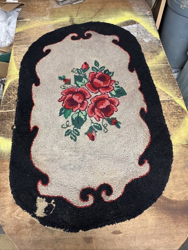 ANTIQUE HAND MADE LOOP HOOK FLORAL FLOWERS RUG 56”x34” gallery
