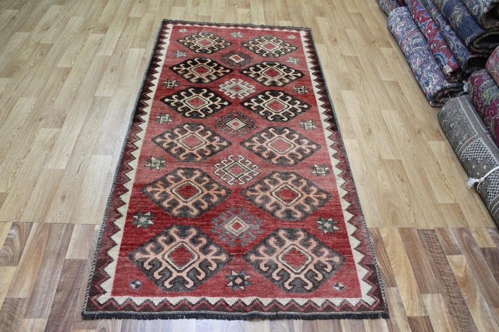 Antique Qashqai Tribal Wool Rug 218x110cm (7’2” x 3’7”) Hand Knotted Geometric
