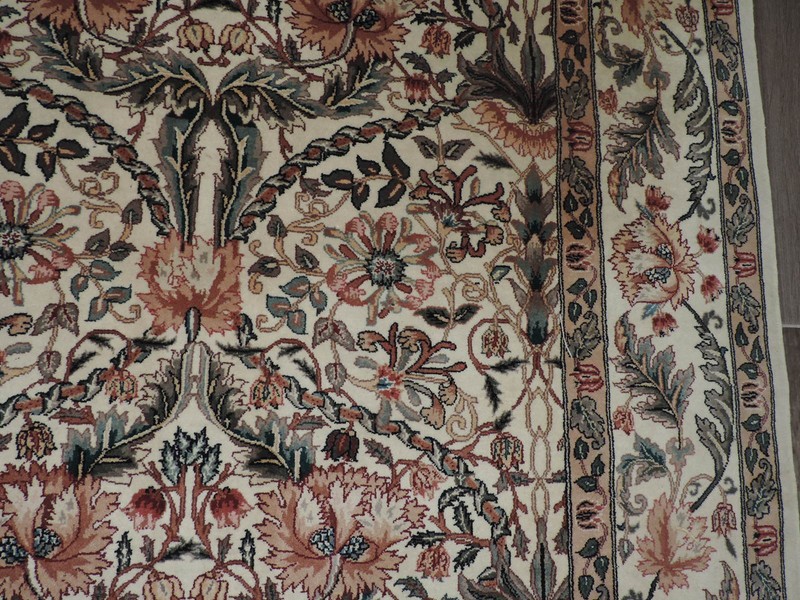 9x13ft. Handmade Floral Design Wool Room Size Rug gallery