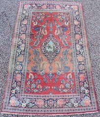 ANTIQUE KASHANn PICTORIAL RUG. CIRCA 1920S
