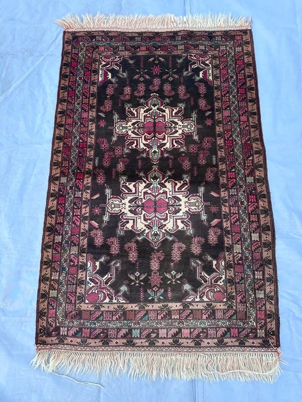 Vintage Beautiful Natural Vegetable Dye Jamshiri Tribal Nomad Carpet gallery