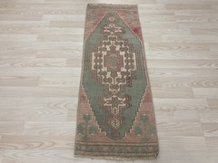 Vintage small rug, Turkish Rug, Pink rug, Wool Doormat, Bath Rug, 1.2 x 3.4 ft
