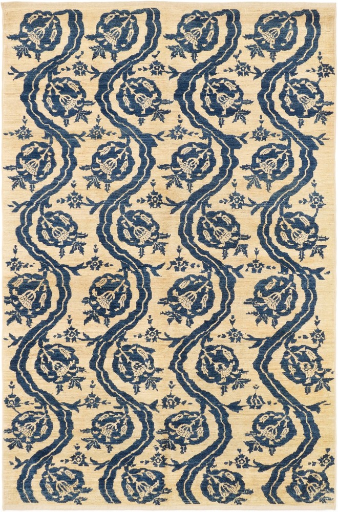 Traditional Vintage Hand-Knotted Carpet 6'2" x 9'5" Wool Area Rug