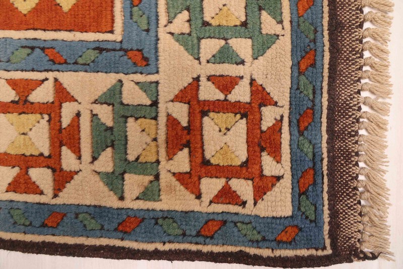 Vintage 4'3" x 6'5" Traditional Hand Knotted Vegetable Dye Wool Area Rug gallery