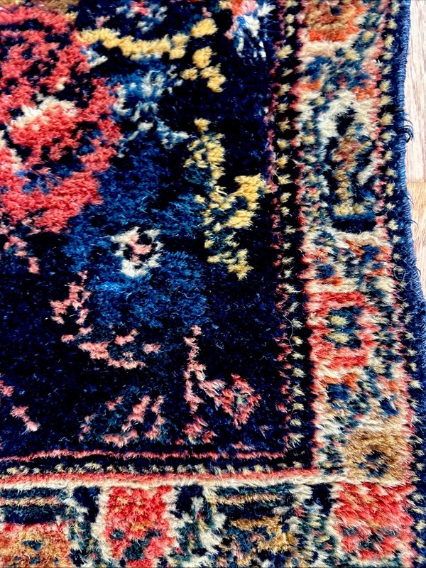 Fine Antique 2x3 Sennehh Rug C. 1910 Golfarang Flower pattern Navy Peach Ivory gallery
