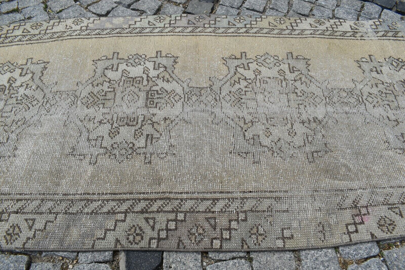 Vintage Turkish Rug 30'' x 109'' Muted Dye Oushak Rug Hand-knotted Hallway Rug gallery