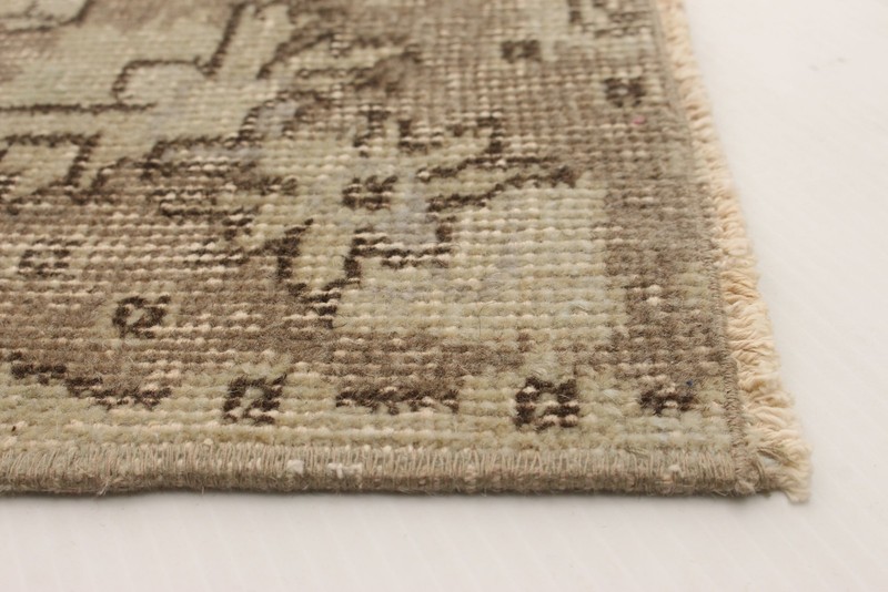Traditional Vintage Hand-Knotted Carpet 5'5" x 7'11" Wool Area Rug gallery
