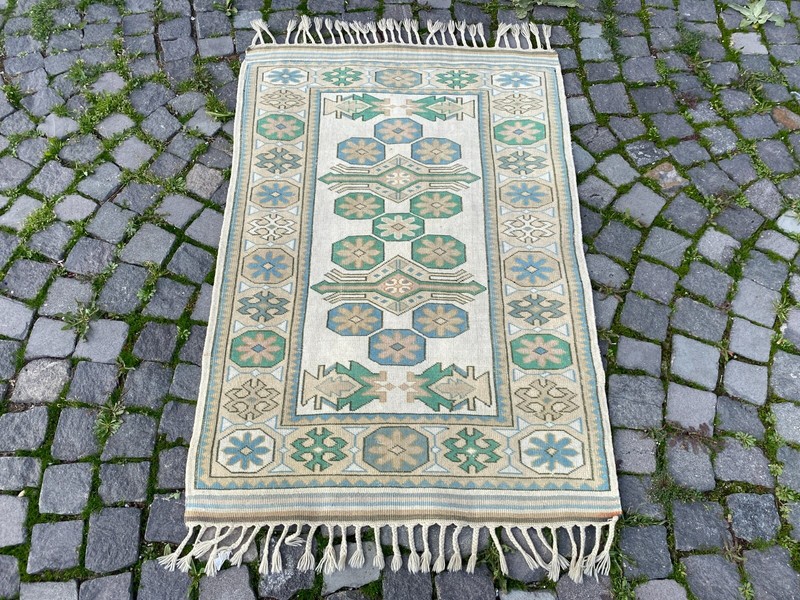 Wool rug, Area rug, Vintage rug, Turkish rug, Bohemian rug 3,0 x 4,5 ft gallery