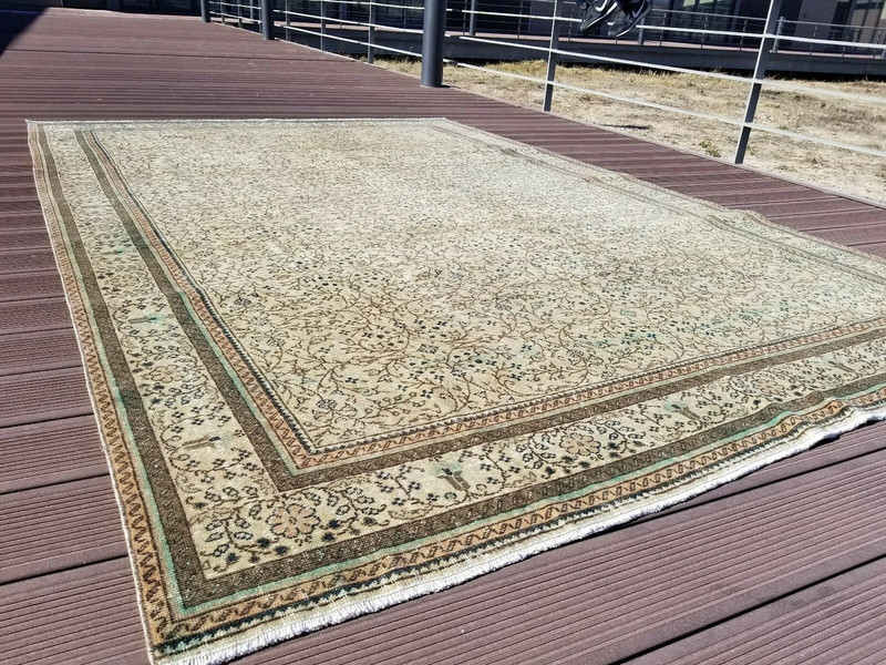 Beautiful Antique 1940-1950's Wool Pile Muted Dye Legendary Bunyan Rug 6’5”x 9’5 gallery