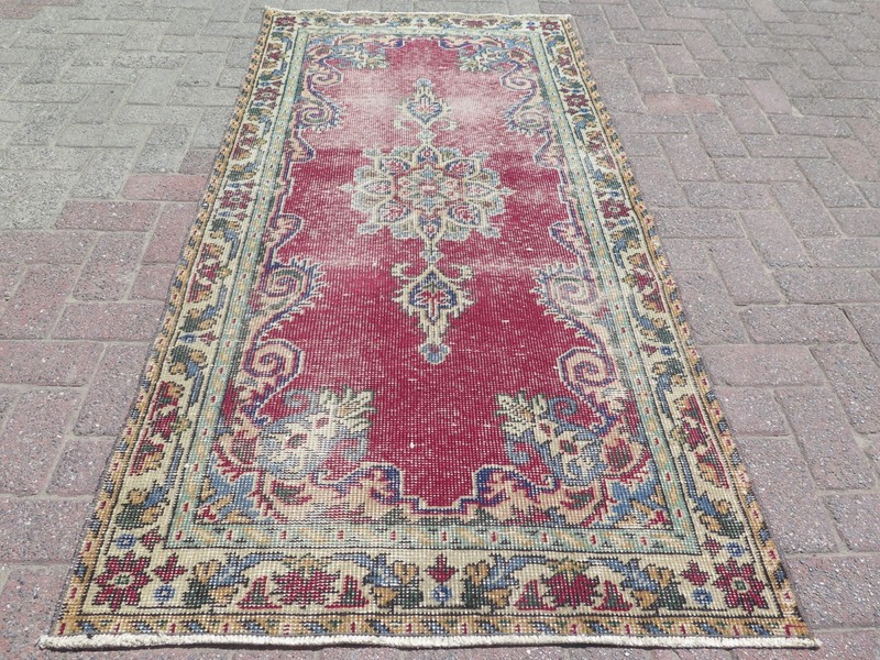 Burgundy Color Floral Medallion Distressed Carpet, Handwoven Vintage Rug 37"x74" gallery