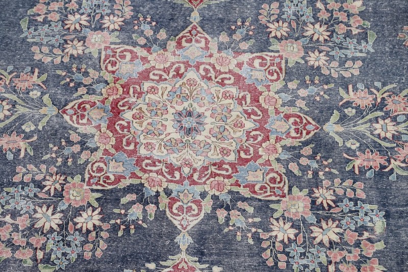 Muted Vintage Traditional Evenly Low Pile Hand-knotted Living Room Rug 8x12 ft. gallery