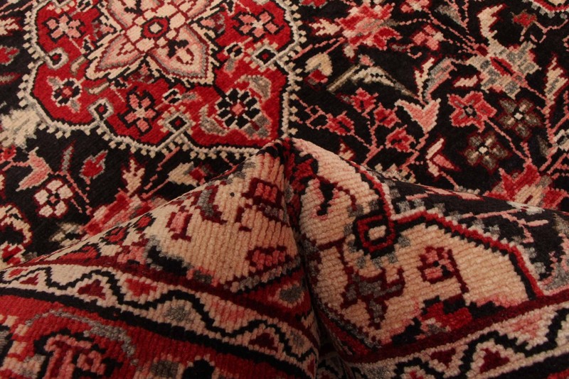 Vintage 3'5" x 5'4" Traditional Hand Knotted Vegetable Dye Wool Area Rug gallery
