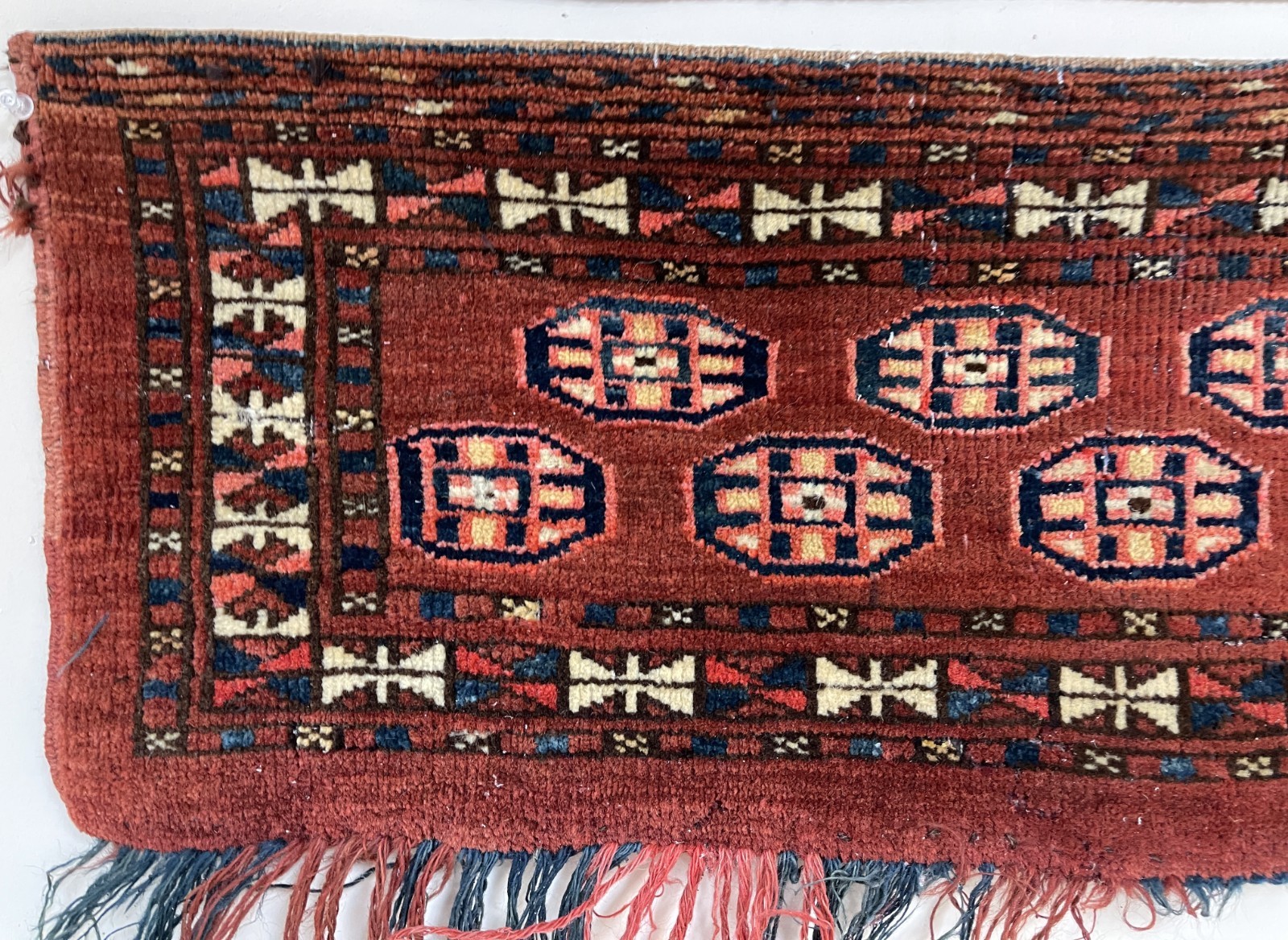 RARE ANTIQUE TURKOMAN BAG FACE gallery