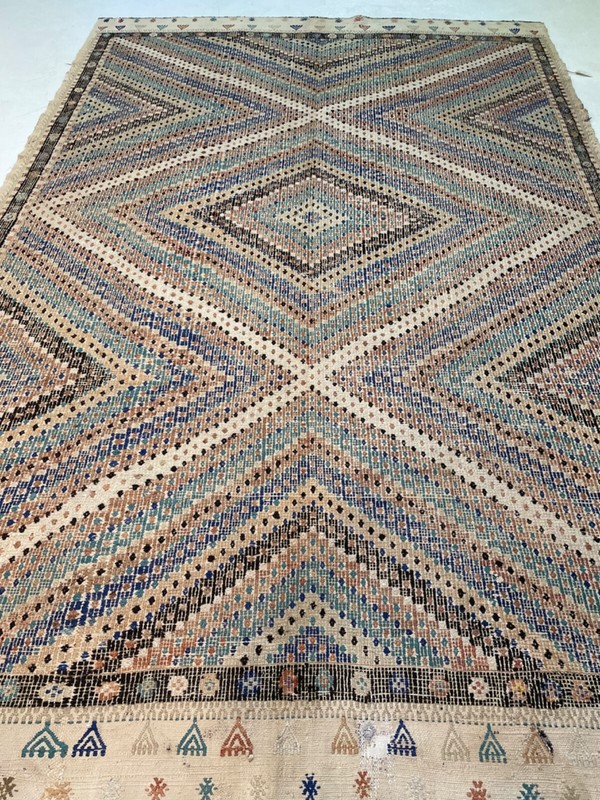 Antique Oriental Hand-Knotted Wool Area Rug Ivory/Blue/Green/Red 6'8" x 10'2" gallery