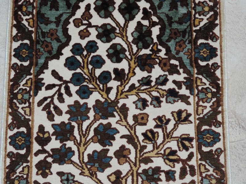 2x4ft. Handmade Art Silk Shahin Tree of Life Runner gallery