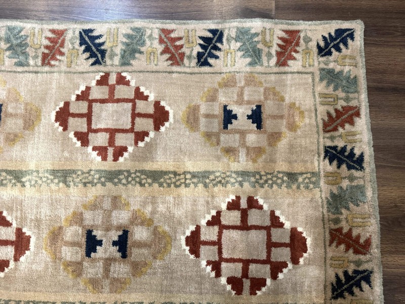 Geometric Design Area Rug 5x8, Beige and Rust Red gallery