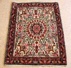 NATURAL WOOL Old Oriental Rugs,Hand Woven,knotted size Approximately 2’5″ x 3’4″
