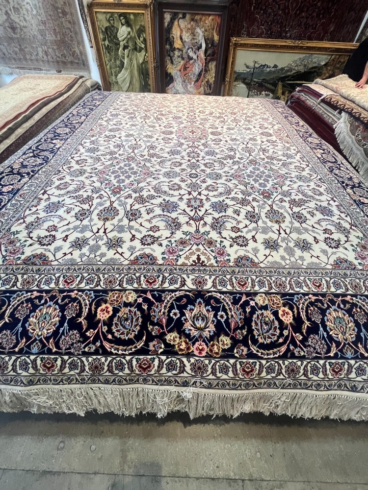 9x12 Fine Isfa hane Design Silk Foundation & Silk Flowers Handknotted Rug