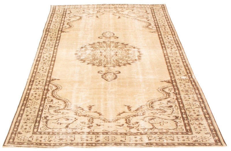 Vintage Hand-Knotted Area Rug 6'1" x 8'10" Traditional Oriental Wool Carpet gallery