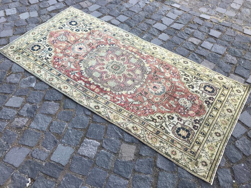 Handmade Wool Rug, Bohemian Runner Rug, Turkish Vintage Rug, Home Rug, 2,6x5,9ft gallery
