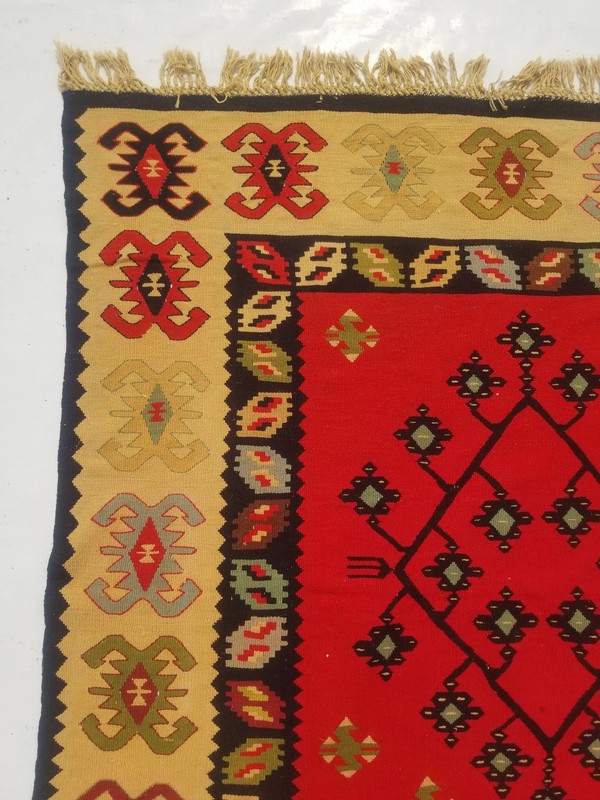 Vintage Traditional Handmade Turkish Wool Red Kilim 9.8x6.5ft gallery