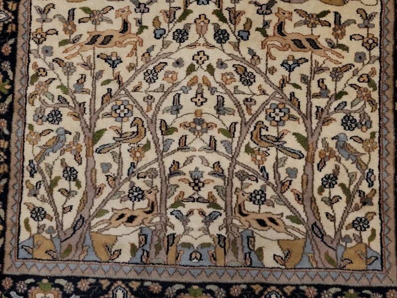 Vintage Hand Knotted Wool Oriental Tree of Life Rug 4' x 6'2" Pre Owned gallery