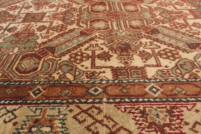 Vintage 6'4" x 9'1" Traditional Hand Knotted Vegetable Dye Wool Area Rug gallery