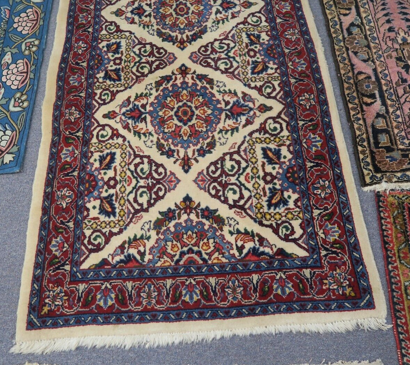 2'8 x 6'6 Hand Knotted Wool Area Oriental Rug Runner Vintage Kurdish Sarouk gallery