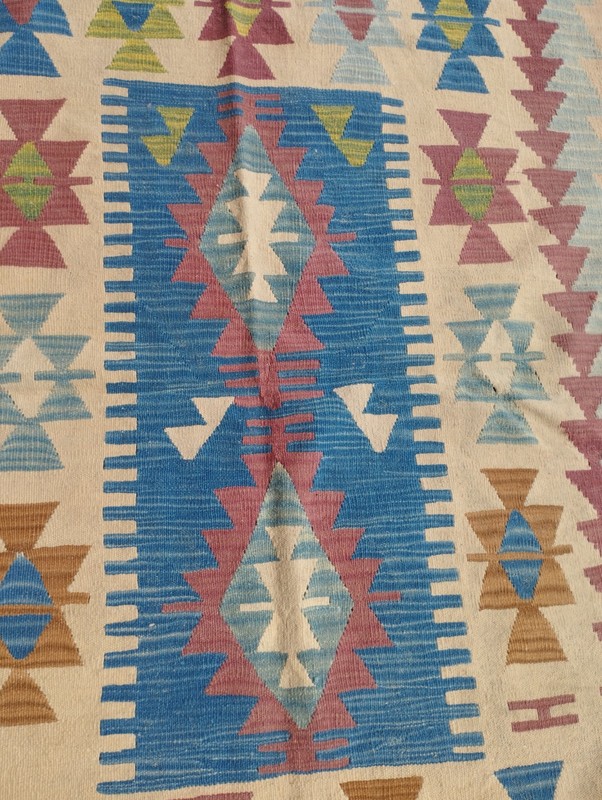 Vintage Handmade Turkish Tribal Wool Kilim Rug Carpet 173x110 cm gallery