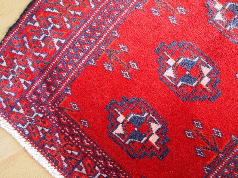 Vintage 1970s Handmade Turkmen Rug – 1.9' x 2.6' (58cm x 79cm) – 1C204 gallery