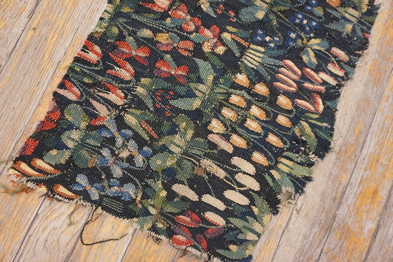 1'x1' Antique Tapestry Square Small Scatter Size Wool & Silk Black Rug gallery