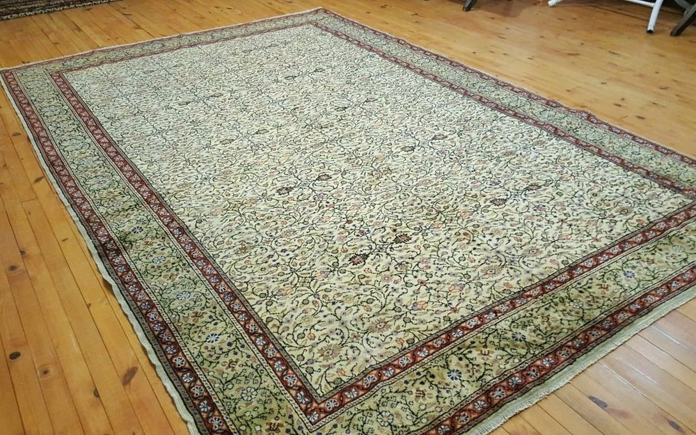 Rare Antique 1930-1939s Wool Pile Natral Dyes Legendary Hereke Rug 7x10ft