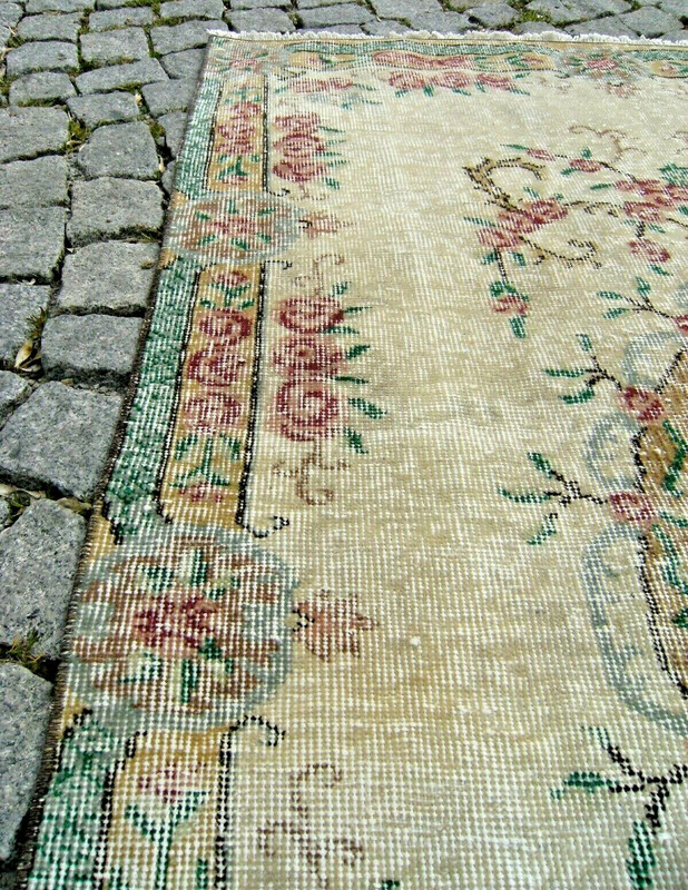 Turkish Rug 44'' x 74'' Vintage Muted Dye Oushak Rug Hand-knotted Wool Rug gallery
