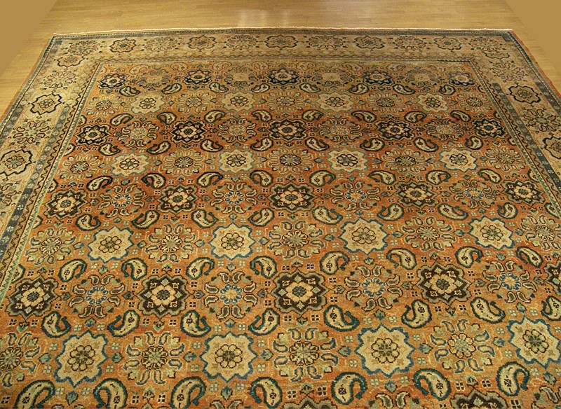9.6 x 12 HAND KNOTTED FINE QUALITY ANTIQUE OUSHAK RUG _NATURAL DYED FINE WOOL gallery