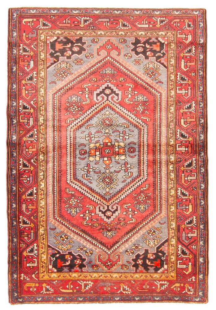 Vintage 4'8" x 6'11" Traditional Hand Knotted Vegetable Dye Wool Area Rug