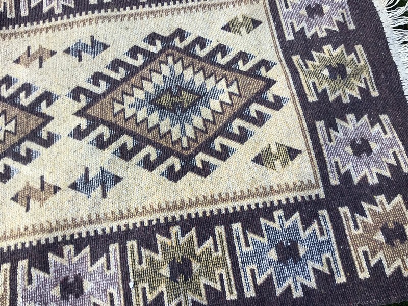 PAIR VINTAGE MAT RUG OLD CARPET LOVELY DESIGN REVERSIBLE AZTEC STYLE RUGS X 2 gallery
