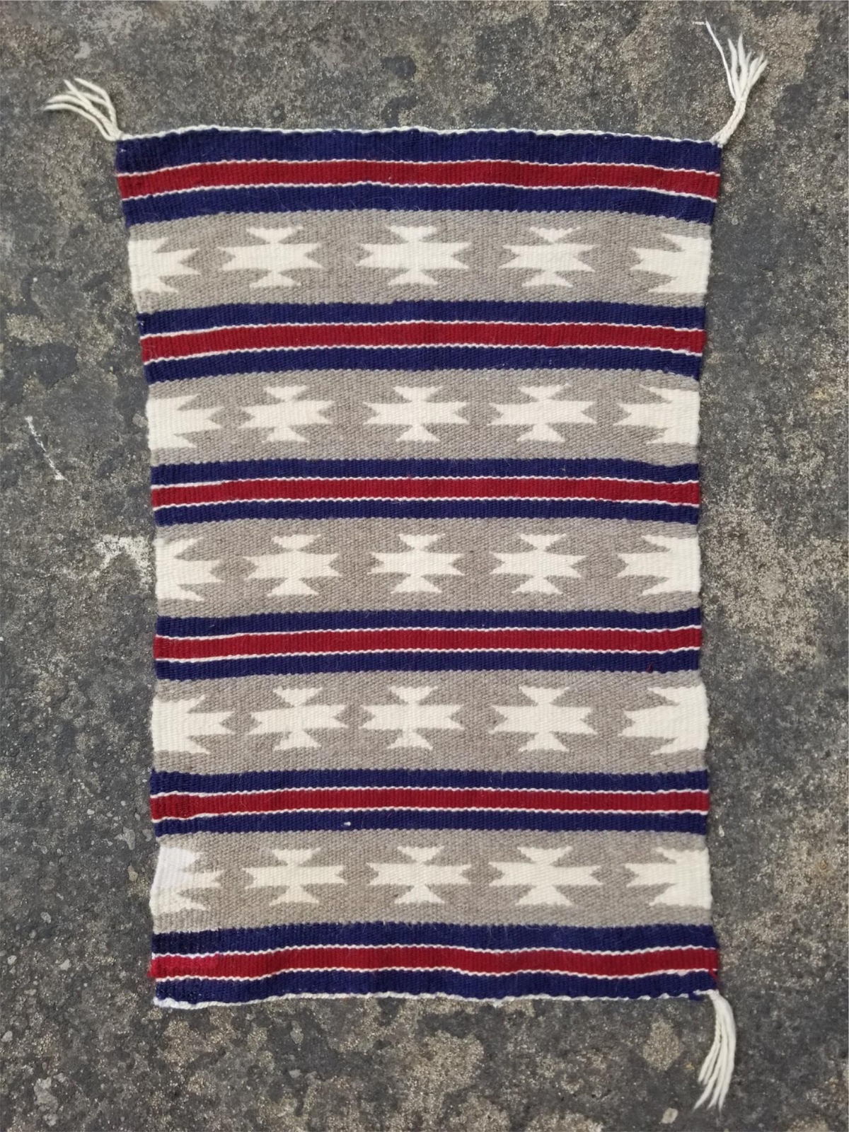 Vintage Traditional Native American Handwoven Navajo Wool Rug 60x40cm gallery