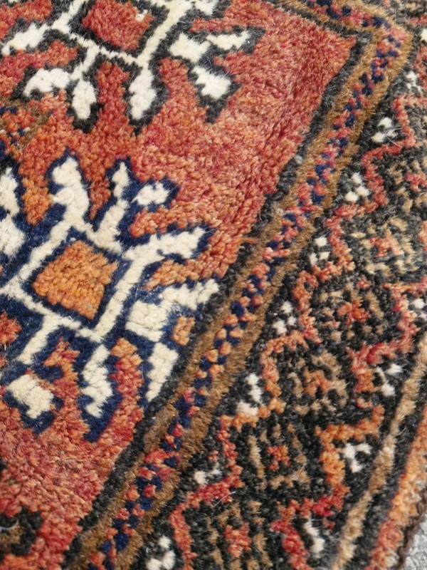 Decorative Quality Oriental Wool Rug gallery