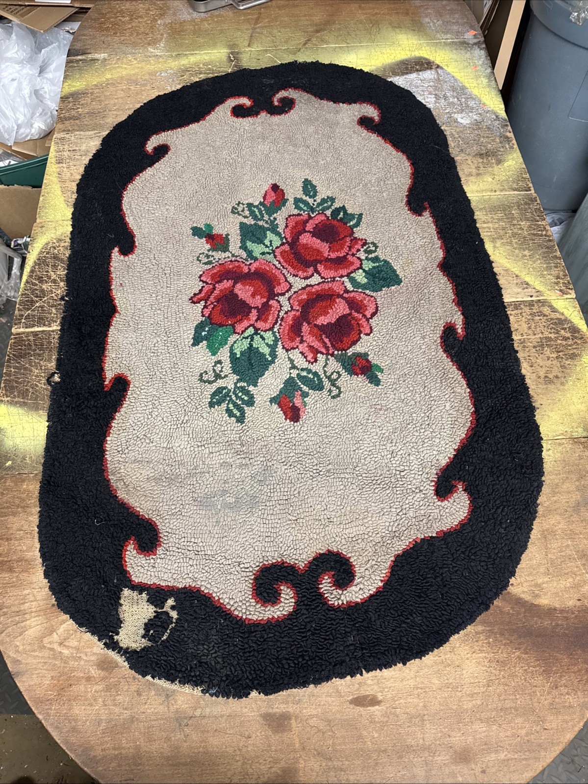ANTIQUE HAND MADE LOOP HOOK FLORAL FLOWERS RUG 56”x34” gallery