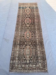 2’11×9’2 ft Vintage Caucasian Hand Knotted Wool Triple Diamond Medallion Runner