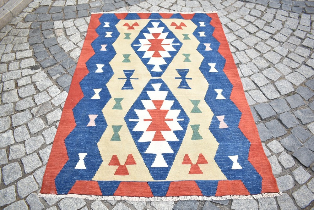 Turkish Kilim Rug 3'9 x 5'4 ft. Vintage Hand Woven Oushak Kilim Wool Kilim Rug