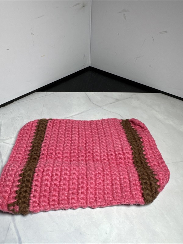 Vintage Handmade Doll House Rug Pink And Trimmed In Brown. 7 Inch X 5 Inch gallery