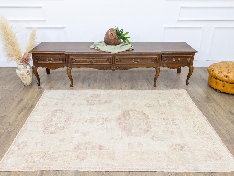 Vintage Oushak Rug 4.6 x 6.5 ft – Blush Almond Tones – Soft Quiet Luxury Accent gallery