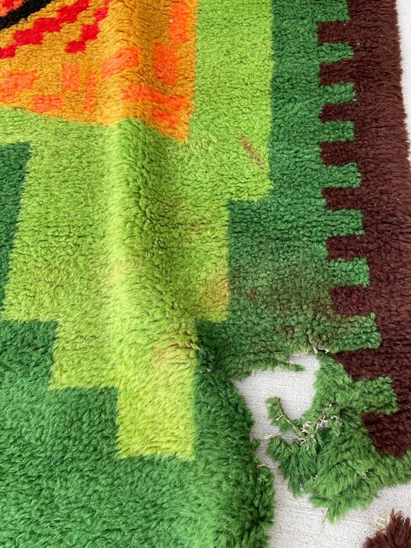 Hand Hooking Rug Handmade Fun 70's pattern and colors 88" x 55" Vintage 1970's gallery