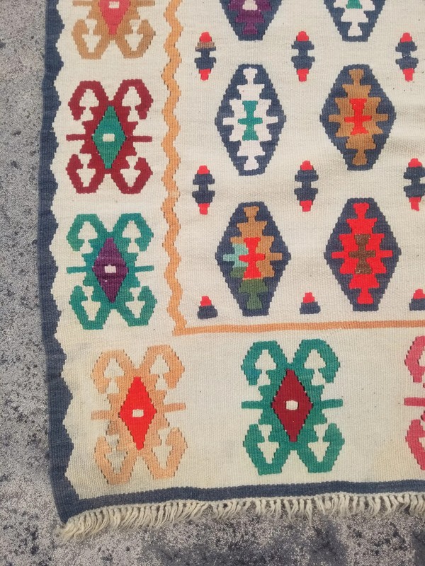 Vintage Traditional Handmade Turkish Wool Multicolor Kilim 5.11x3.1ft gallery